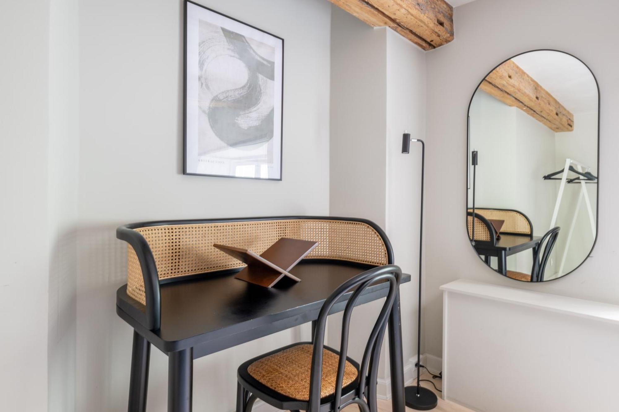 City Apartment With Exposed Ceiling Beams Copenhaga Exterior foto